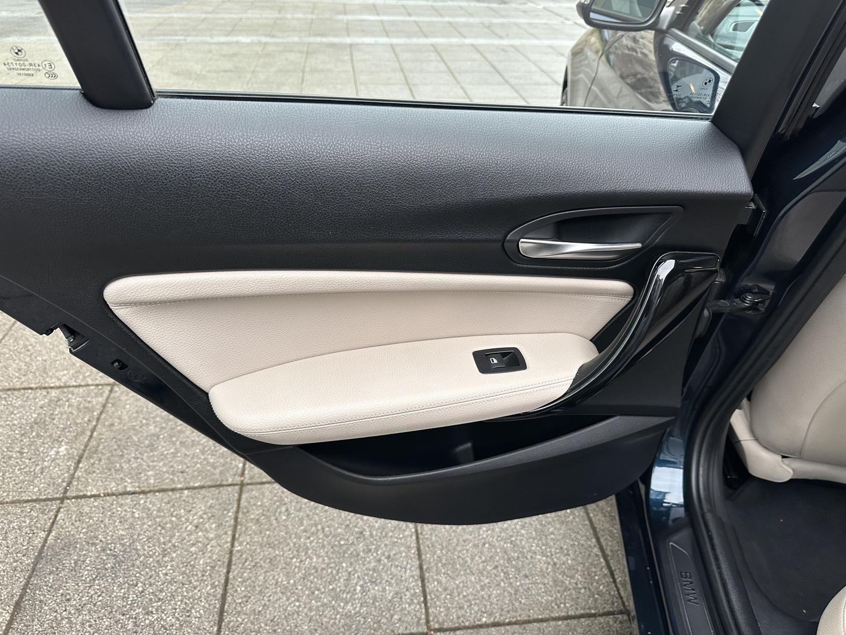 BMW 1 Series 2.0 118d Sport Hatchback 5dr Diesel Auto Euro 6 (s/s) (150 ps)