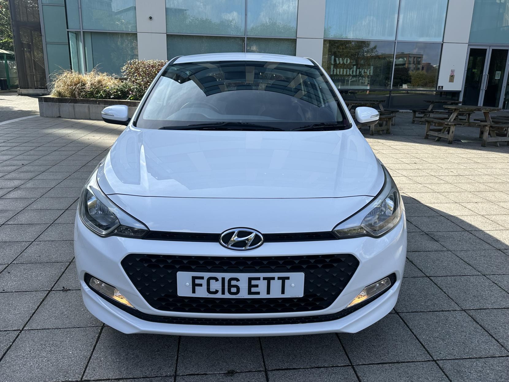 Hyundai i20 1.2 Blue Drive SE Hatchback 5dr Petrol Manual Euro 6 (s/s) (84 ps)