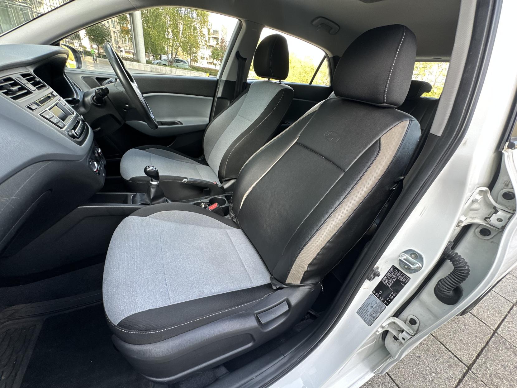 Hyundai i20 1.2 Blue Drive SE Hatchback 5dr Petrol Manual Euro 6 (s/s) (84 ps)