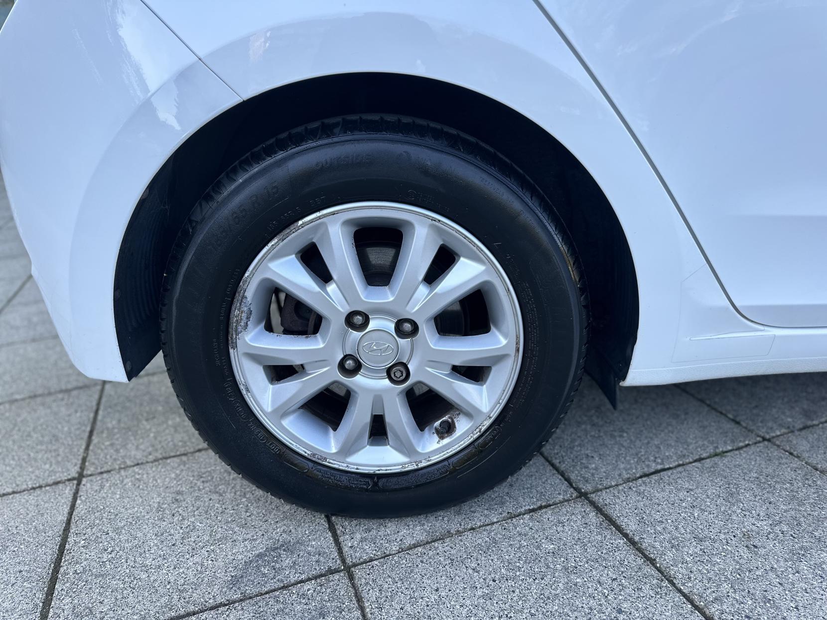Hyundai i20 1.2 Blue Drive SE Hatchback 5dr Petrol Manual Euro 6 (s/s) (84 ps)
