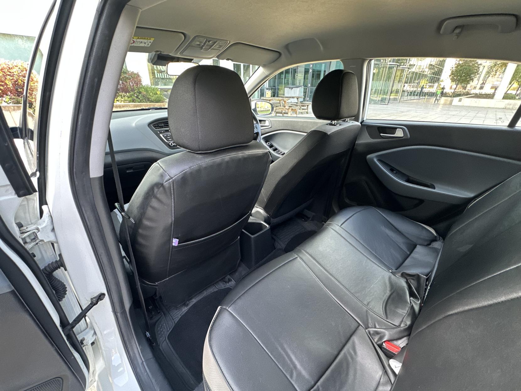 Hyundai i20 1.2 Blue Drive SE Hatchback 5dr Petrol Manual Euro 6 (s/s) (84 ps)