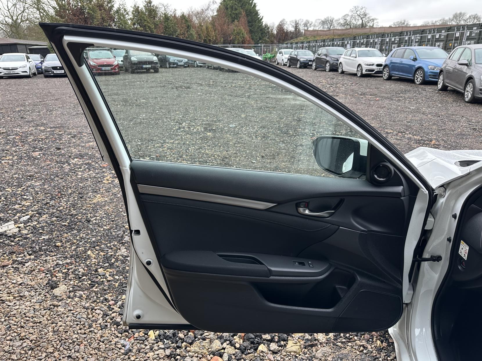 Honda Civic 1.0 VTEC Turbo SR Hatchback 5dr Petrol CVT Euro 6 (s/s) (129 ps)