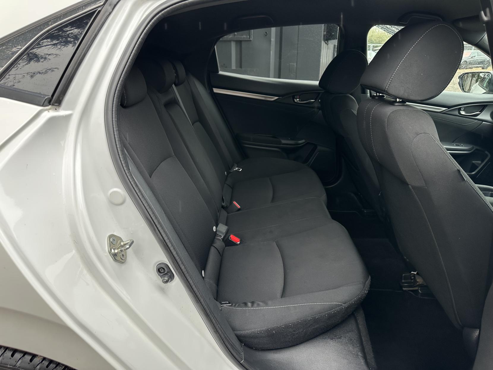 Honda Civic 1.0 VTEC Turbo SR Hatchback 5dr Petrol CVT Euro 6 (s/s) (129 ps)