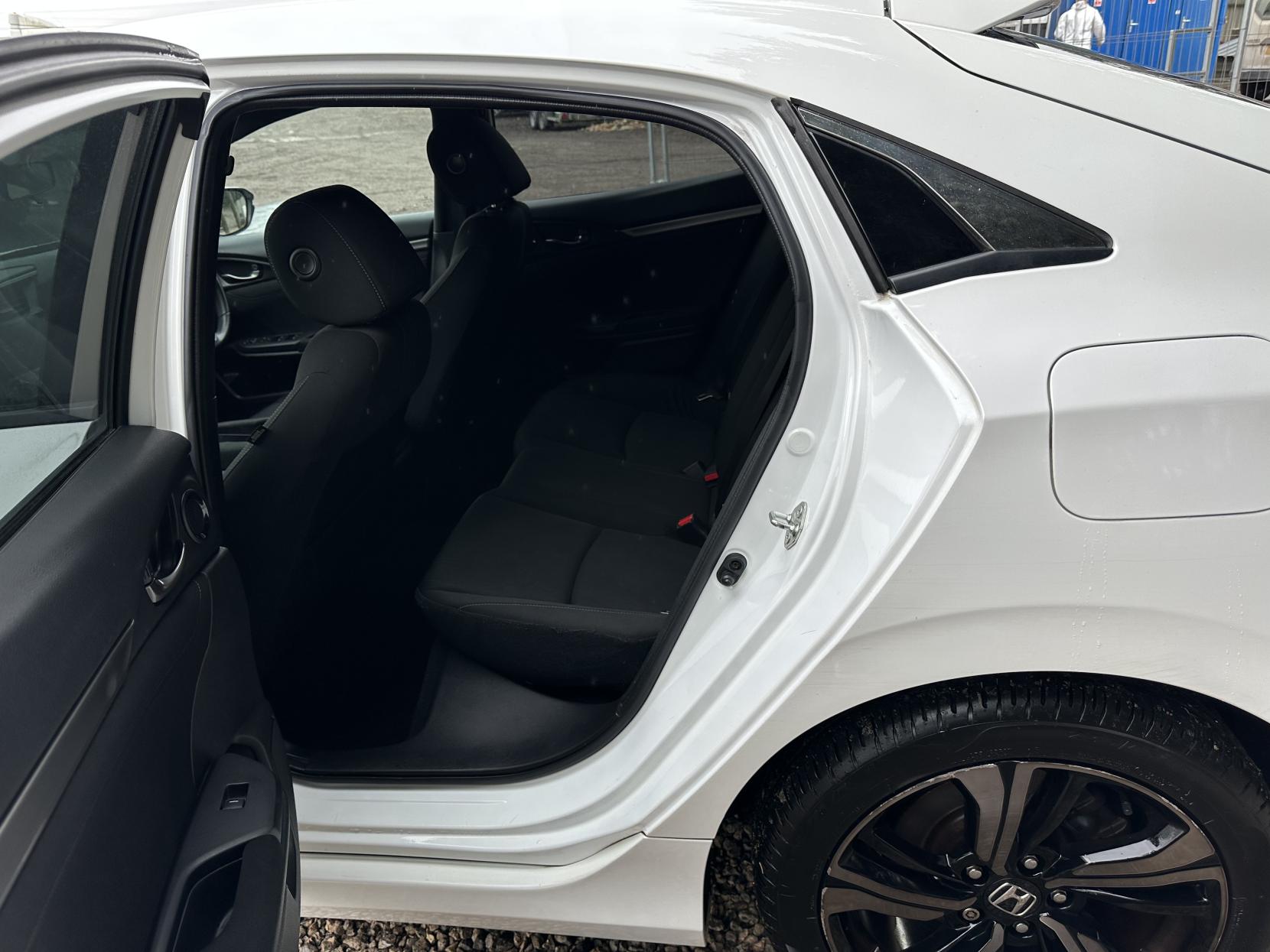 Honda Civic 1.0 VTEC Turbo SR Hatchback 5dr Petrol CVT Euro 6 (s/s) (129 ps)