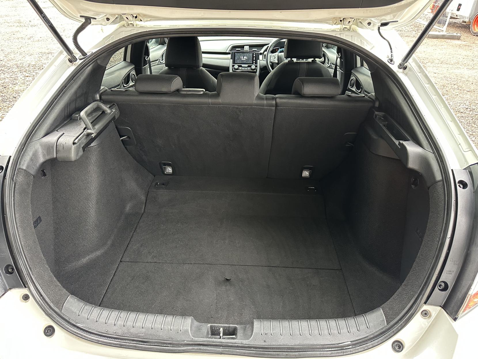 Honda Civic 1.0 VTEC Turbo SR Hatchback 5dr Petrol CVT Euro 6 (s/s) (129 ps)