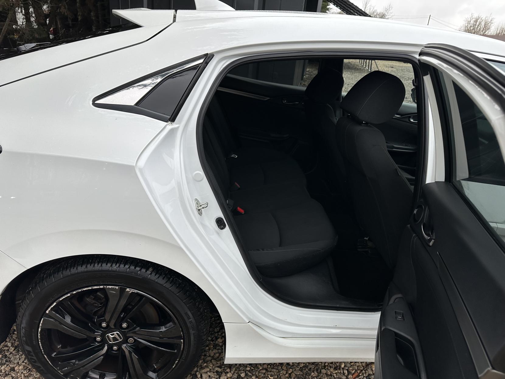 Honda Civic 1.0 VTEC Turbo SR Hatchback 5dr Petrol CVT Euro 6 (s/s) (129 ps)