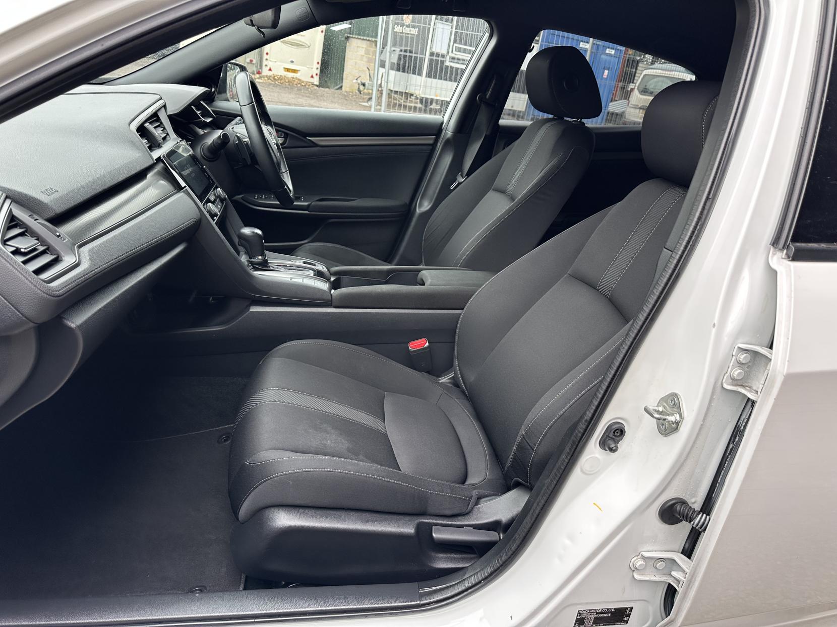 Honda Civic 1.0 VTEC Turbo SR Hatchback 5dr Petrol CVT Euro 6 (s/s) (129 ps)