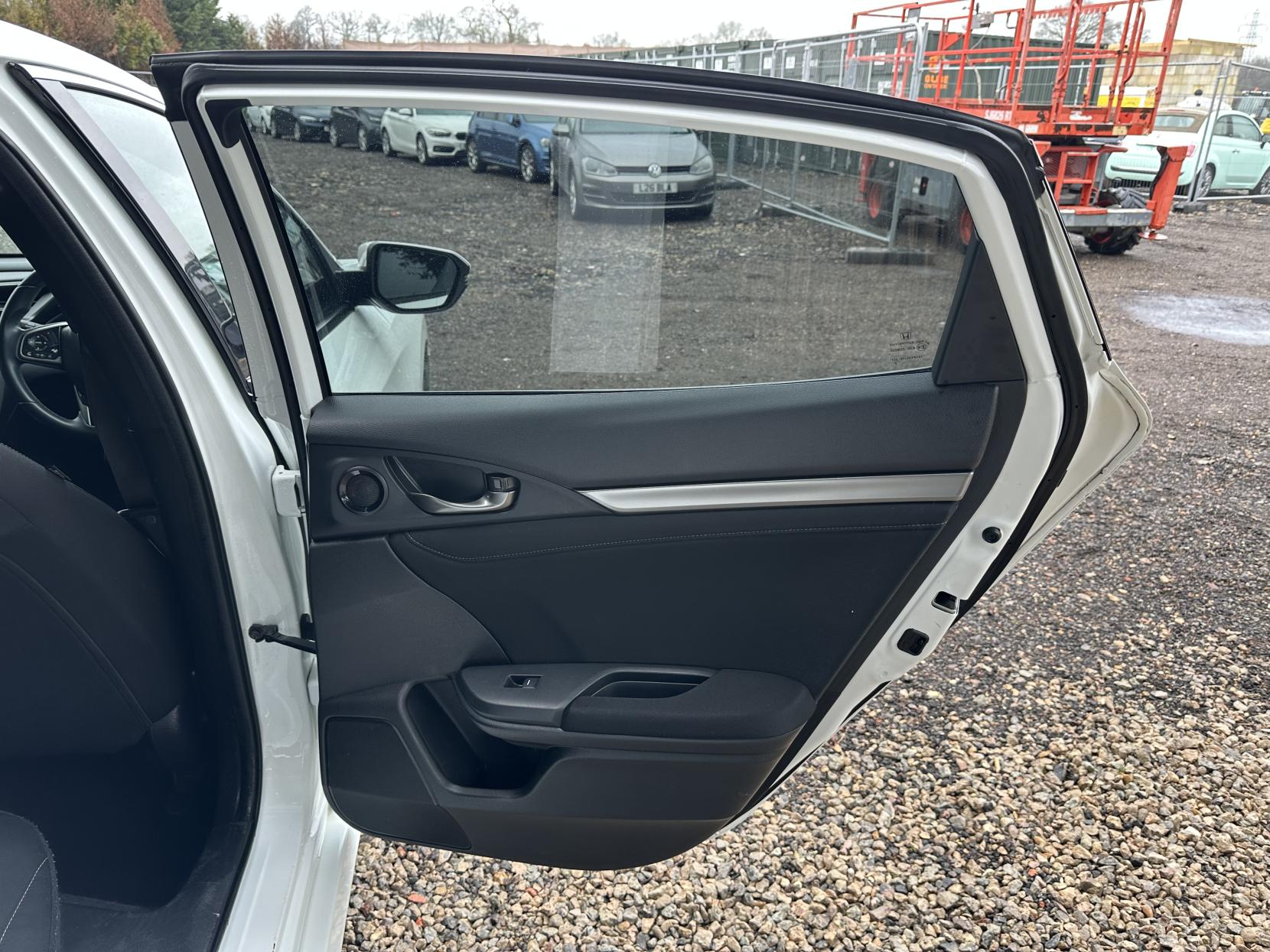 Honda Civic 1.0 VTEC Turbo SR Hatchback 5dr Petrol CVT Euro 6 (s/s) (129 ps)