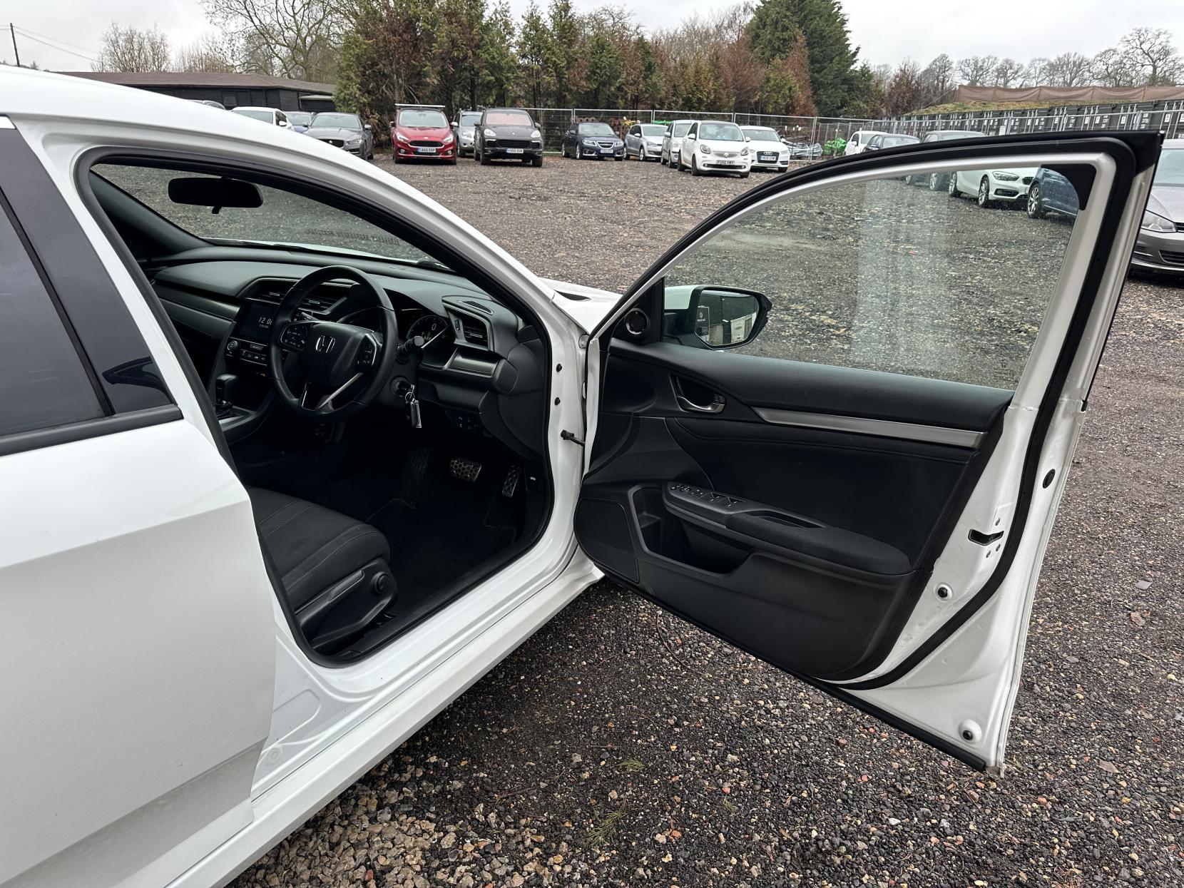 Honda Civic 1.0 VTEC Turbo SR Hatchback 5dr Petrol CVT Euro 6 (s/s) (129 ps)