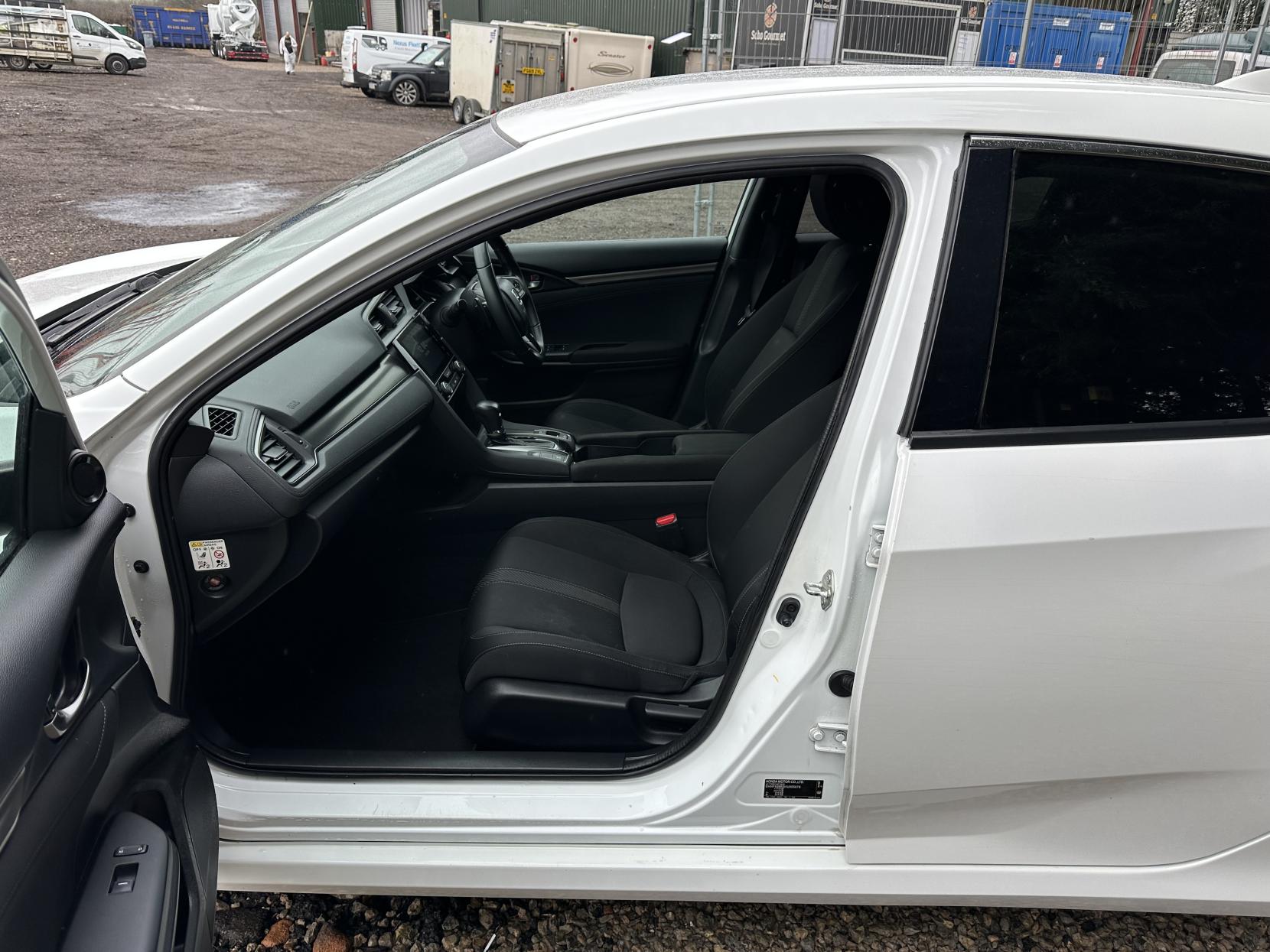 Honda Civic 1.0 VTEC Turbo SR Hatchback 5dr Petrol CVT Euro 6 (s/s) (129 ps)