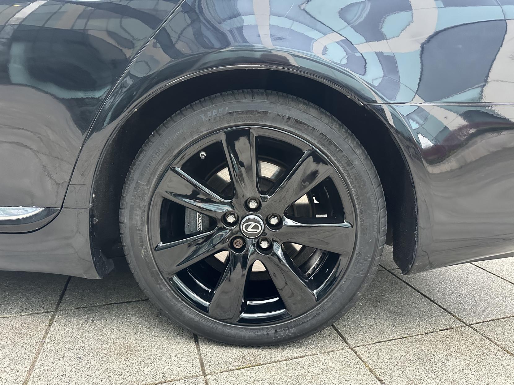 Lexus LS 5.0 600h V8 L RSR Saloon 4dr Petrol Hybrid CVT 4WD Euro 5 (s/s) (445 ps)