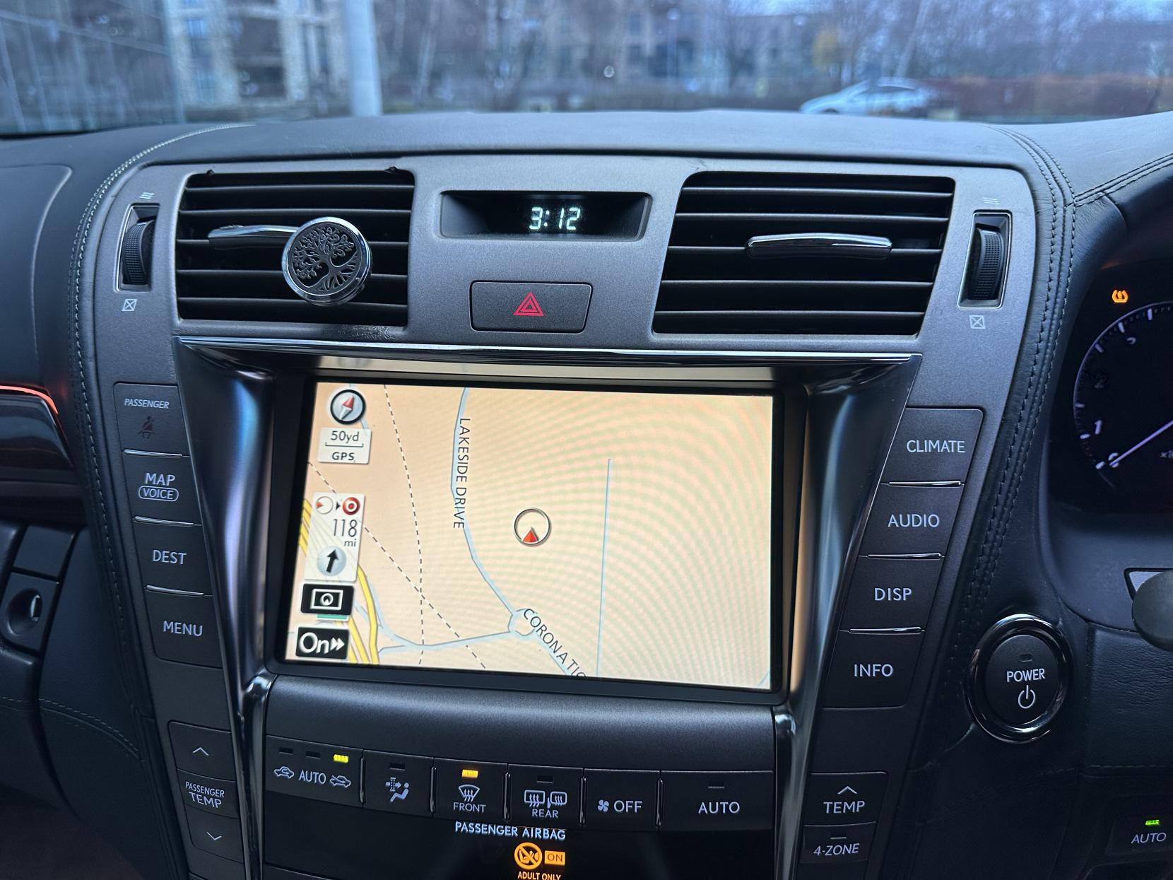 Lexus LS 5.0 600h V8 L RSR Saloon 4dr Petrol Hybrid CVT 4WD Euro 5 (s/s) (445 ps)