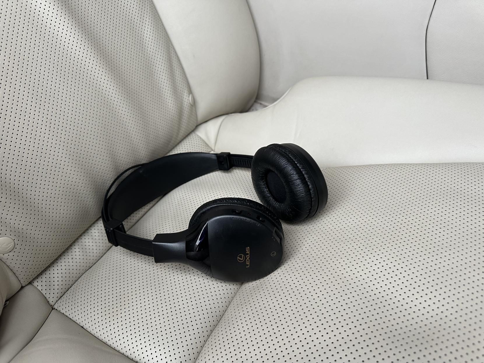 Lexus LS 5.0 600h V8 L RSR Saloon 4dr Petrol Hybrid CVT 4WD Euro 5 (s/s) (445 ps)