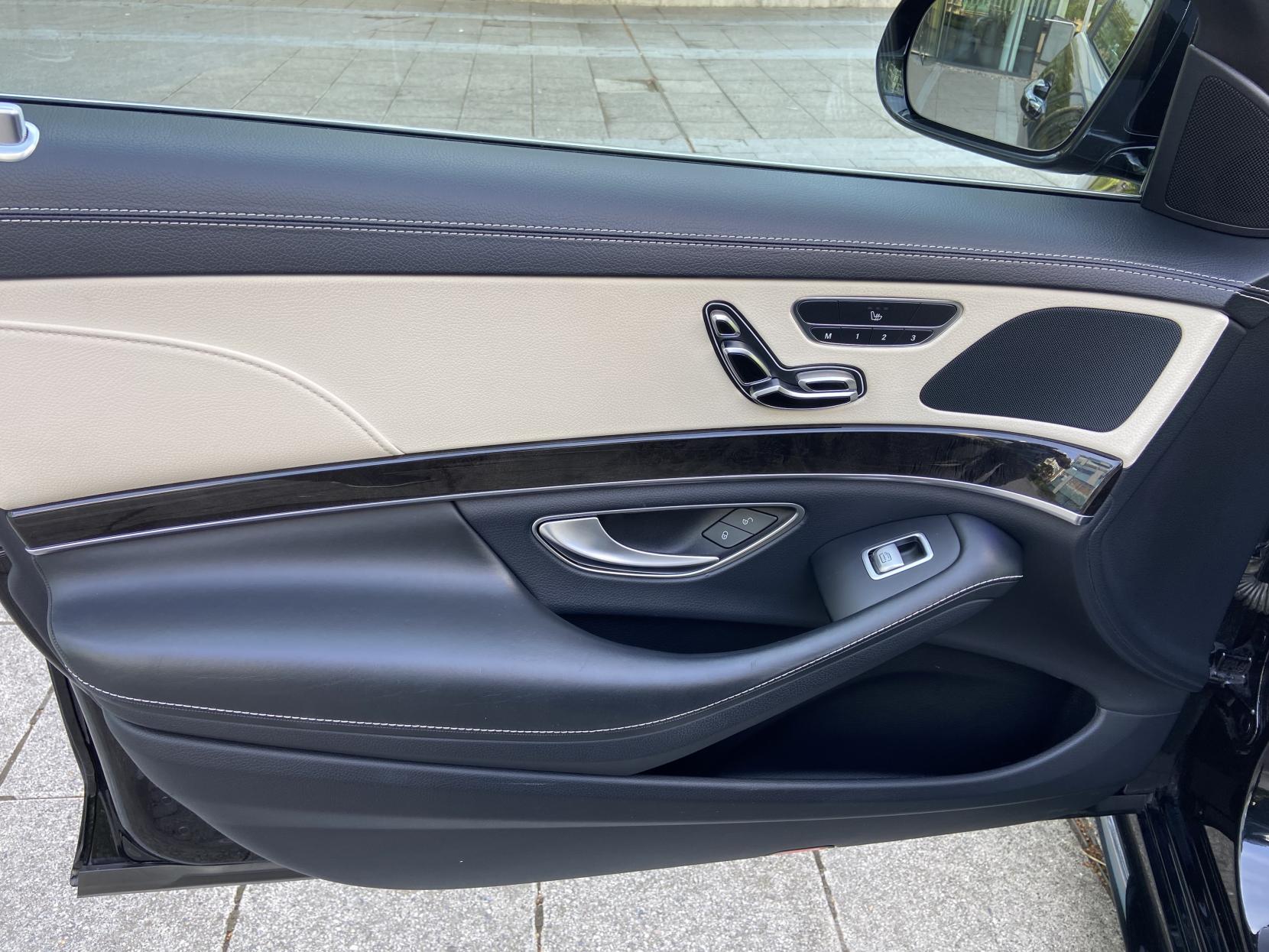 Mercedes-Benz S Class 3.0 S350Ld V6 AMG Line Saloon 4dr Diesel G-Tronic+ Euro 6 (s/s) (258 ps)