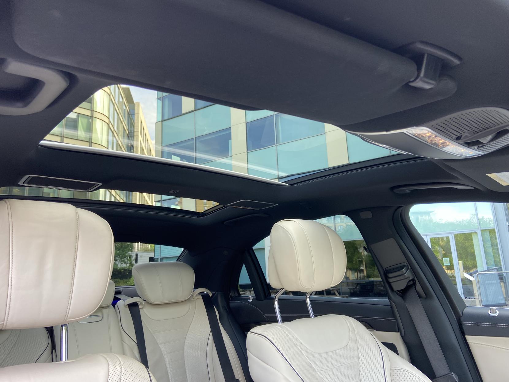 Mercedes-Benz S Class 3.0 S350Ld V6 AMG Line Saloon 4dr Diesel G-Tronic+ Euro 6 (s/s) (258 ps)