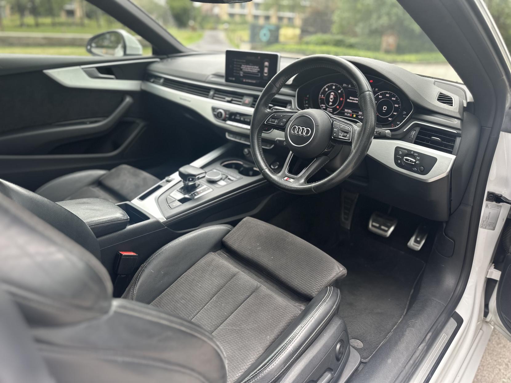 Audi A5 2.0 TDI S line Coupe 2dr Diesel S Tronic quattro Euro 6 (s/s) (190 ps)