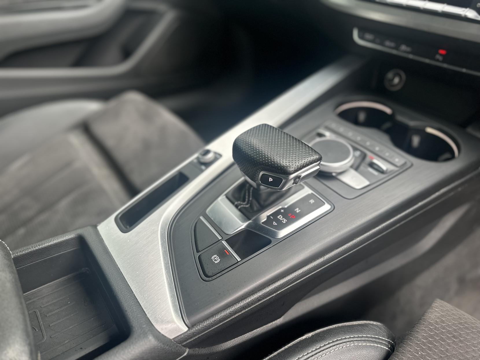 Audi A5 2.0 TDI S line Coupe 2dr Diesel S Tronic quattro Euro 6 (s/s) (190 ps)