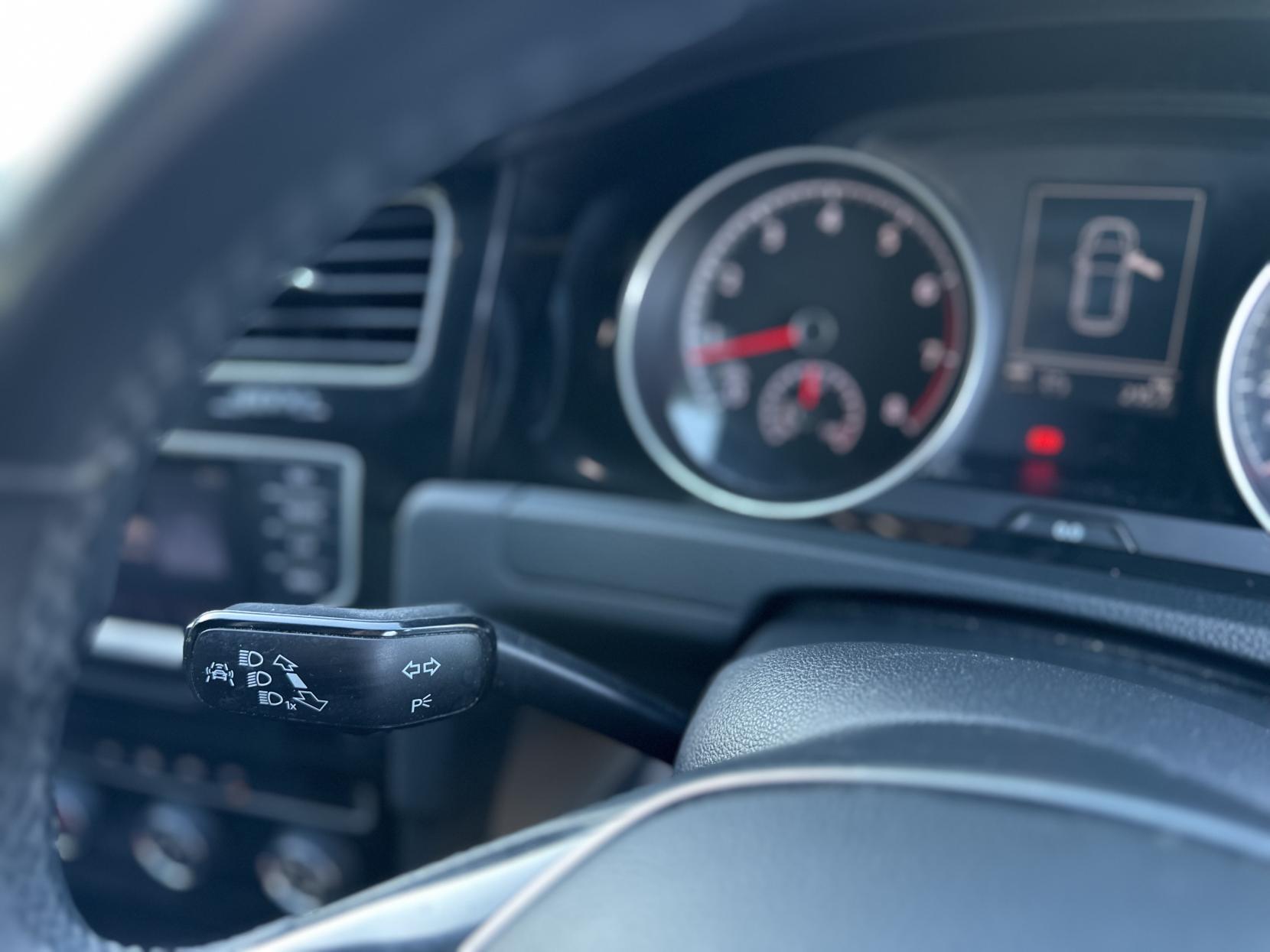 Volkswagen Golf 1.4 TSI BlueMotion Tech ACT GT Hatchback 5dr Petrol Manual Euro 6 (s/s) (140 ps)