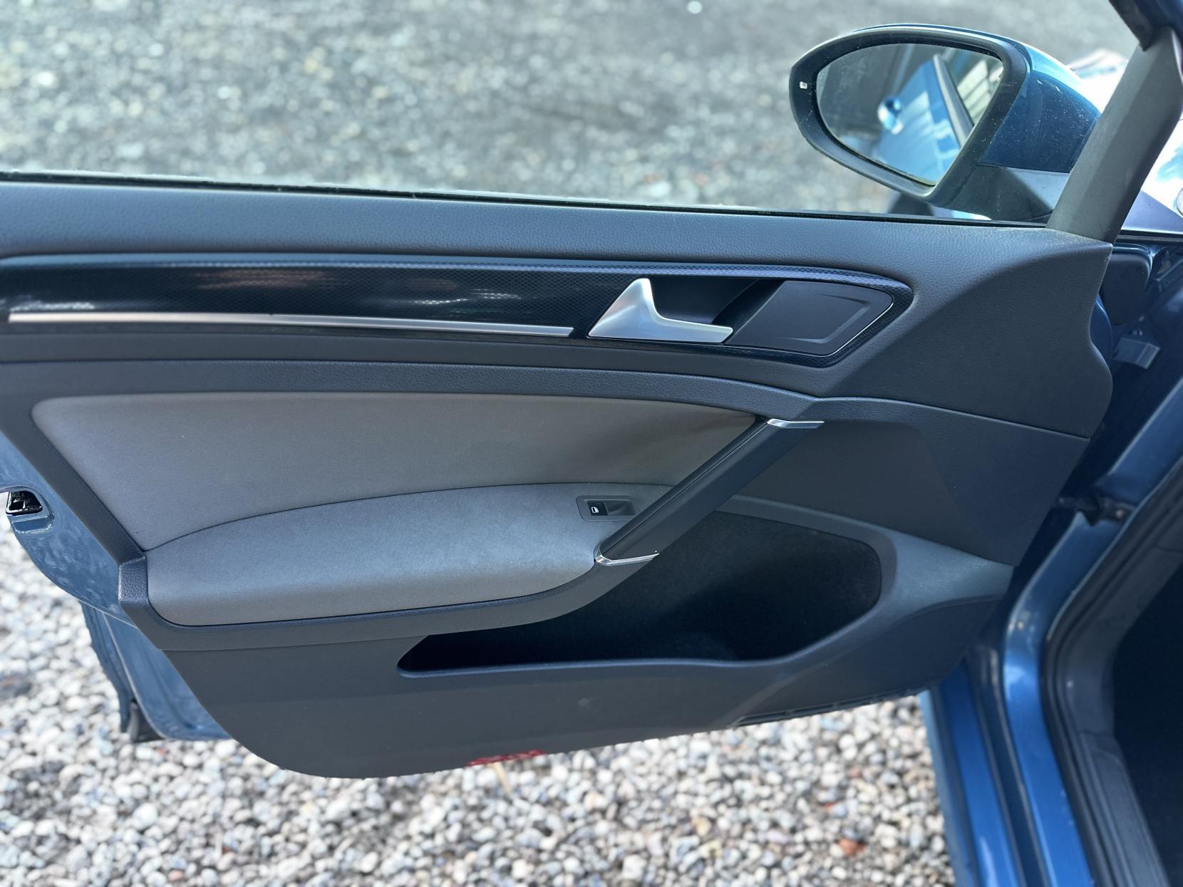 Volkswagen Golf 1.4 TSI BlueMotion Tech ACT GT Hatchback 5dr Petrol Manual Euro 6 (s/s) (140 ps)