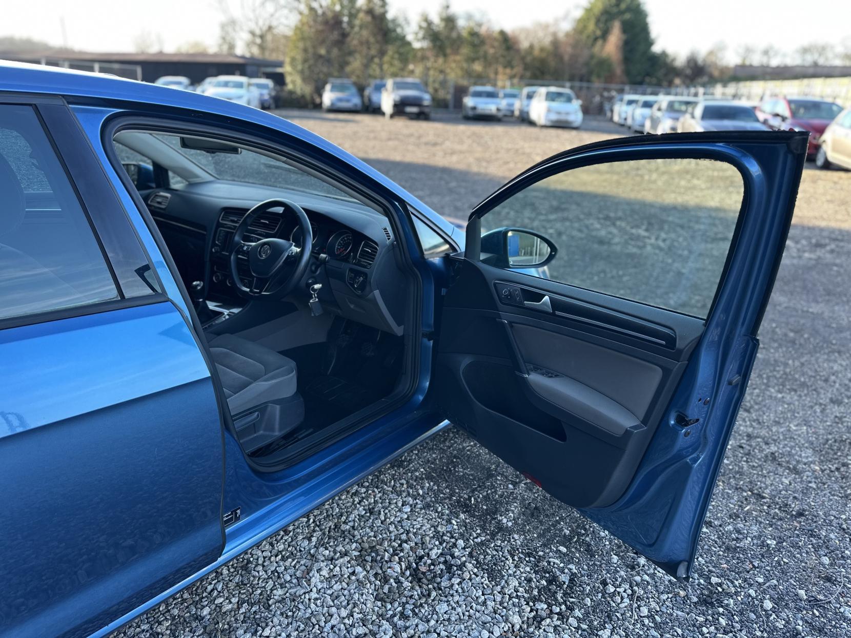 Volkswagen Golf 1.4 TSI BlueMotion Tech ACT GT Hatchback 5dr Petrol Manual Euro 6 (s/s) (140 ps)