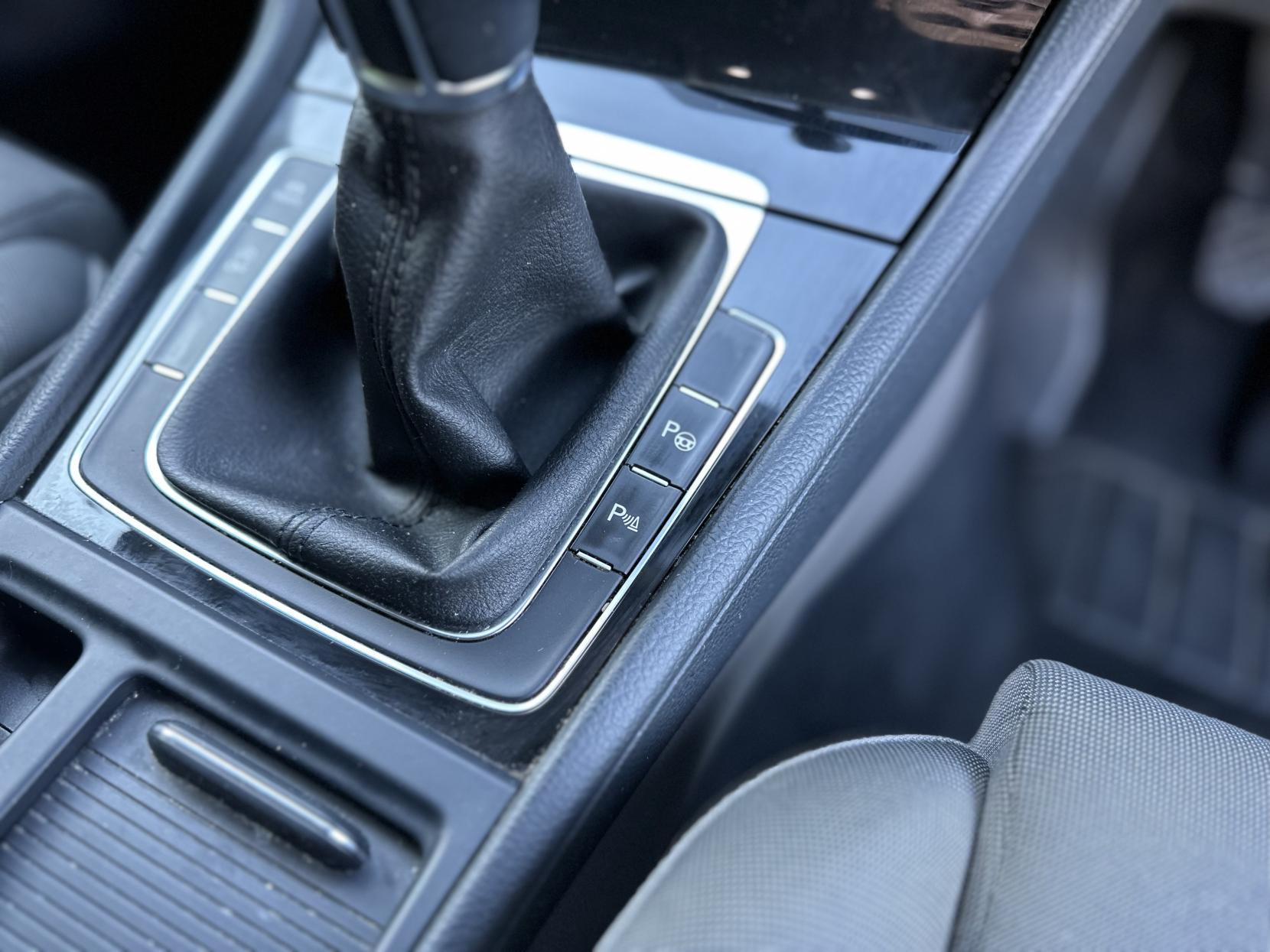 Volkswagen Golf 1.4 TSI BlueMotion Tech ACT GT Hatchback 5dr Petrol Manual Euro 6 (s/s) (140 ps)