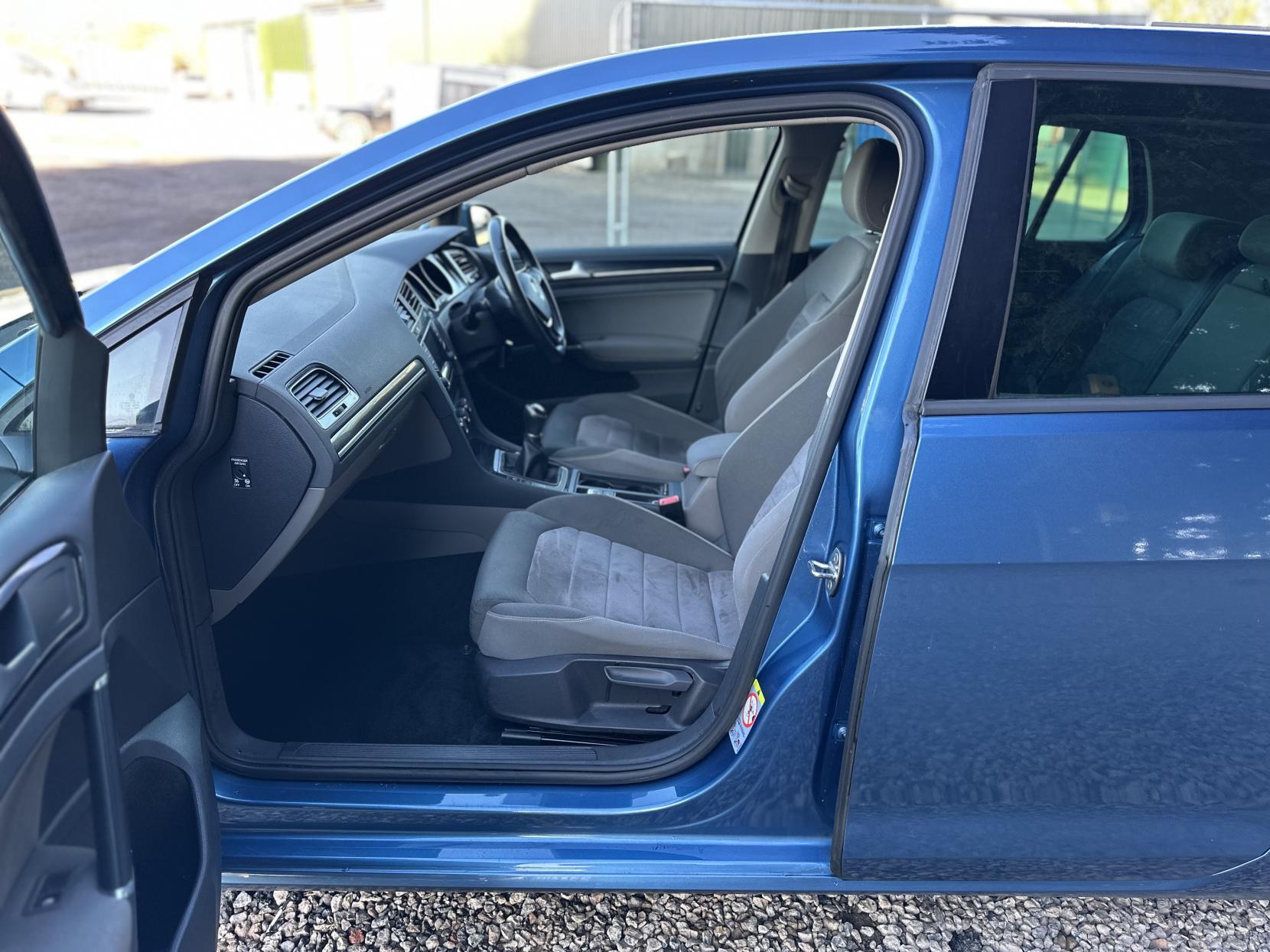 Volkswagen Golf 1.4 TSI BlueMotion Tech ACT GT Hatchback 5dr Petrol Manual Euro 6 (s/s) (140 ps)