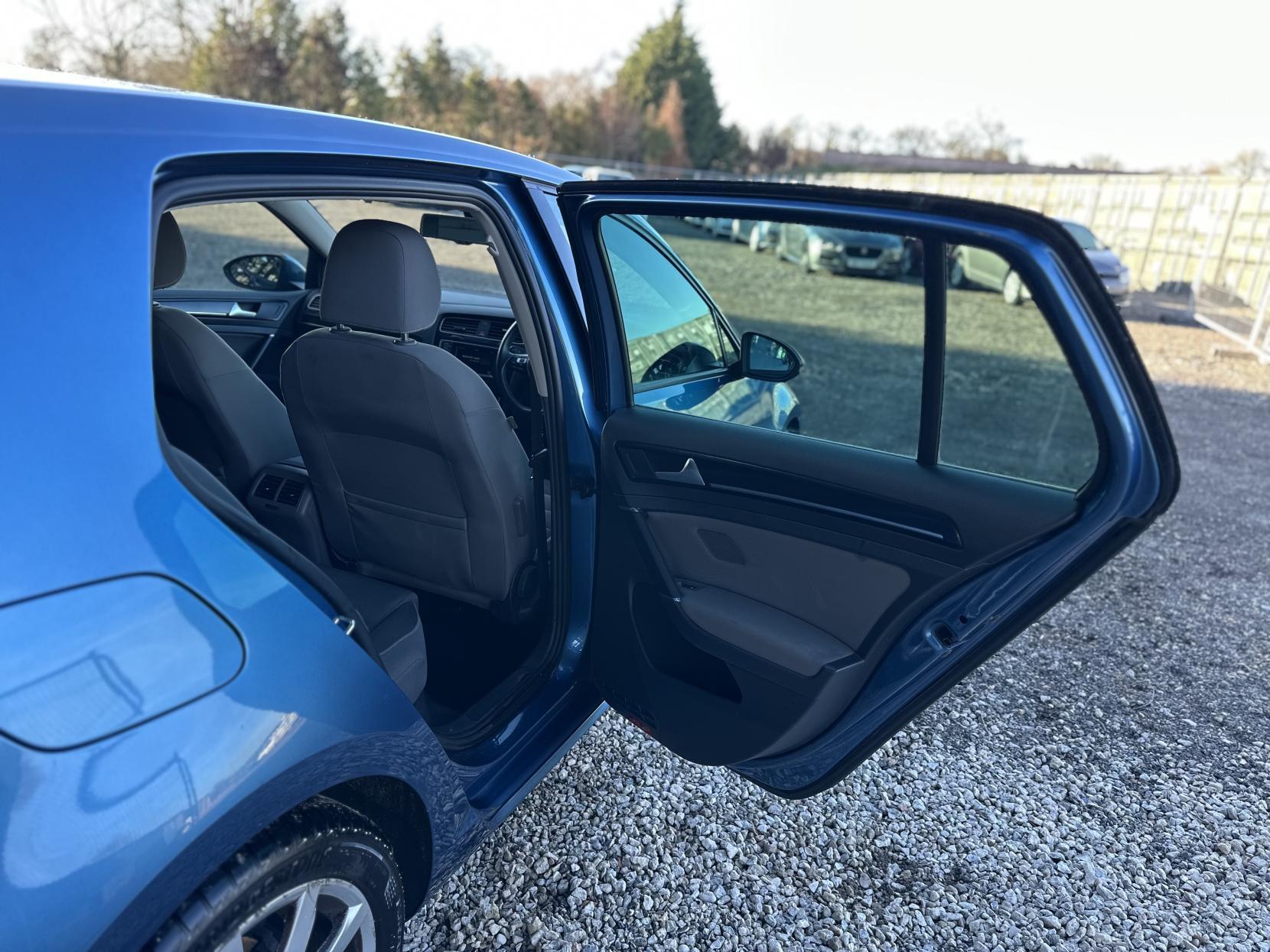 Volkswagen Golf 1.4 TSI BlueMotion Tech ACT GT Hatchback 5dr Petrol Manual Euro 6 (s/s) (140 ps)