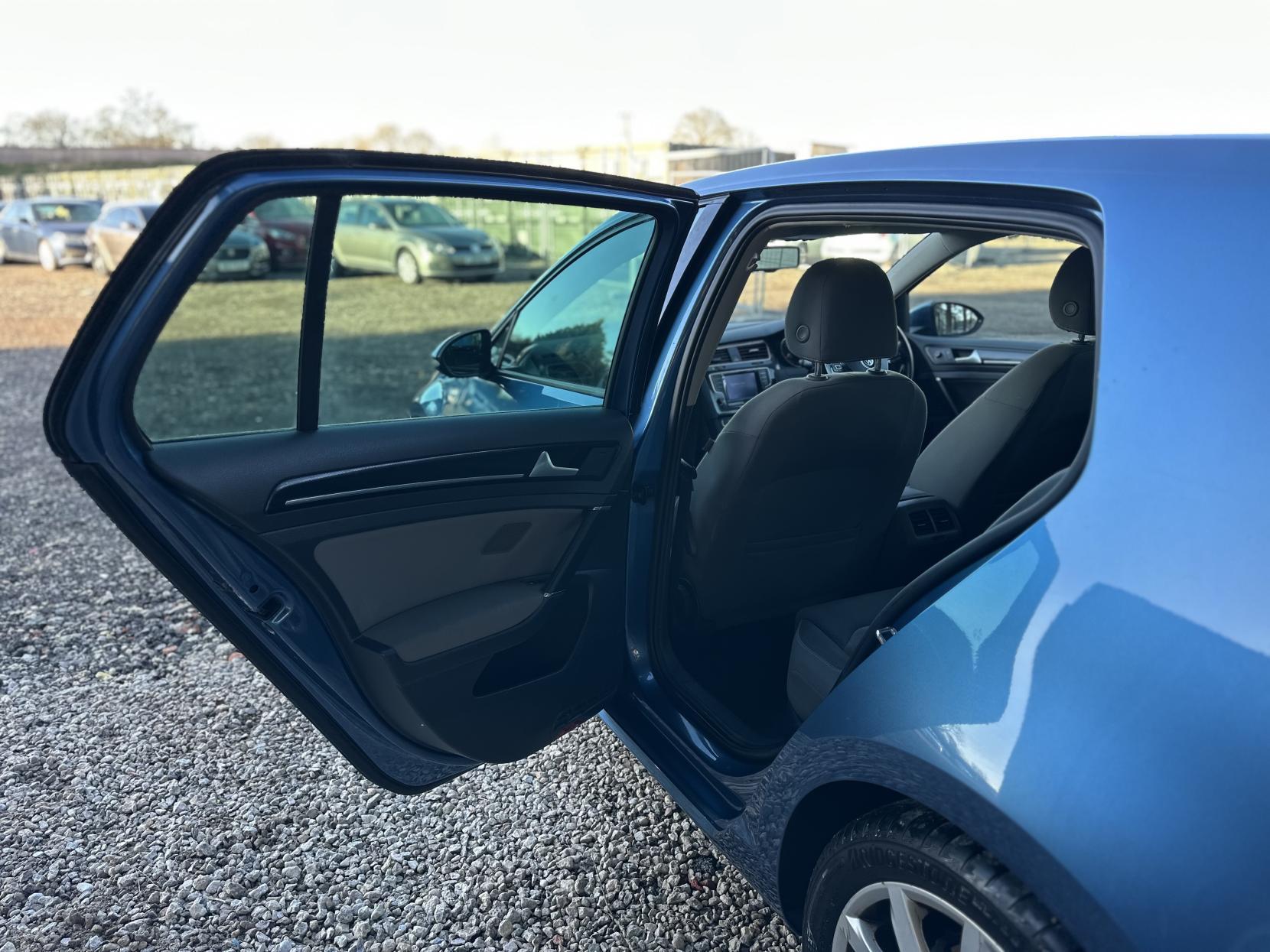 Volkswagen Golf 1.4 TSI BlueMotion Tech ACT GT Hatchback 5dr Petrol Manual Euro 6 (s/s) (140 ps)