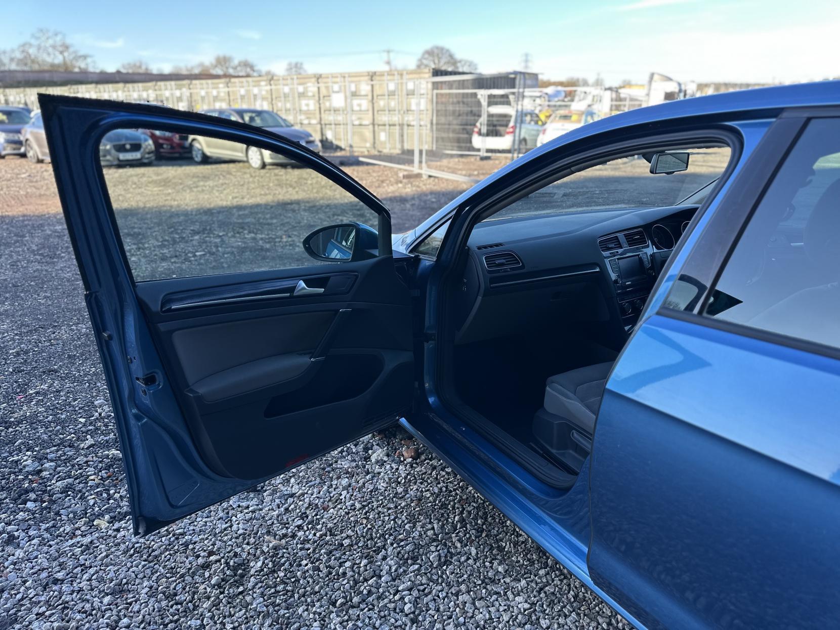 Volkswagen Golf 1.4 TSI BlueMotion Tech ACT GT Hatchback 5dr Petrol Manual Euro 6 (s/s) (140 ps)