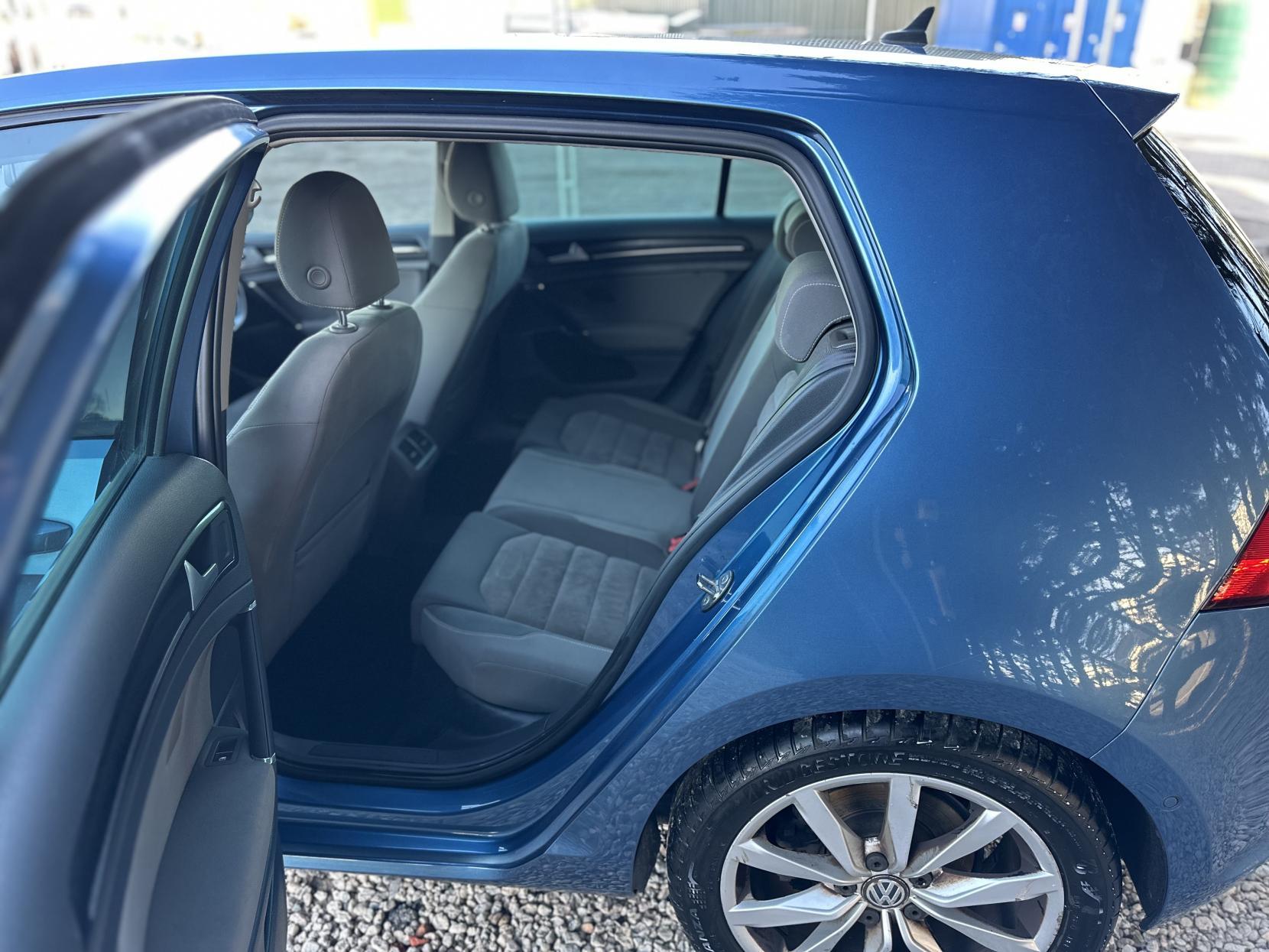 Volkswagen Golf 1.4 TSI BlueMotion Tech ACT GT Hatchback 5dr Petrol Manual Euro 6 (s/s) (140 ps)