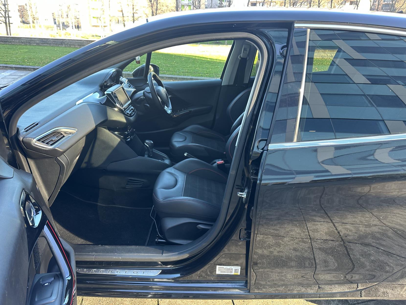 Peugeot 208 1.2 PureTech GPF GT Line Hatchback 5dr Petrol EAT Euro 6 (s/s) (110 ps)