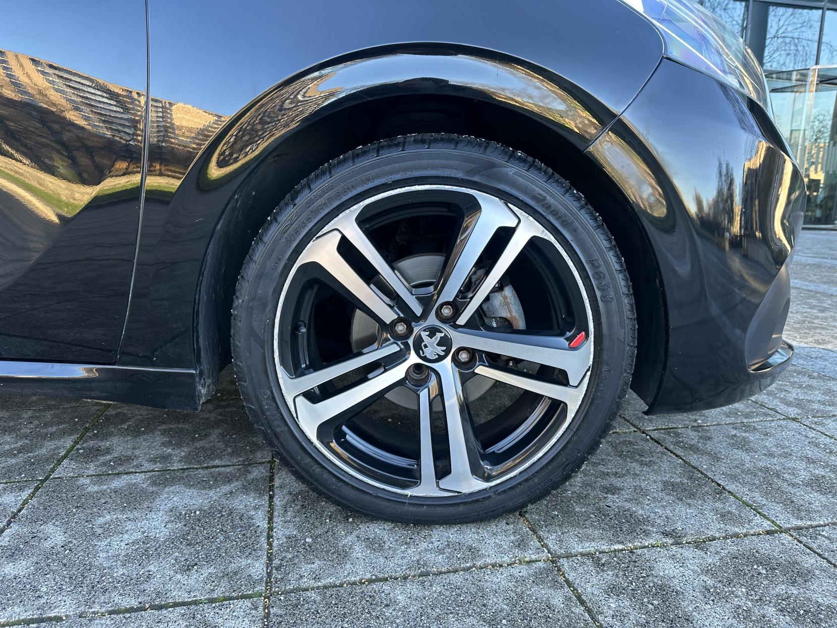 Peugeot 208 1.2 PureTech GPF GT Line Hatchback 5dr Petrol EAT Euro 6 (s/s) (110 ps)