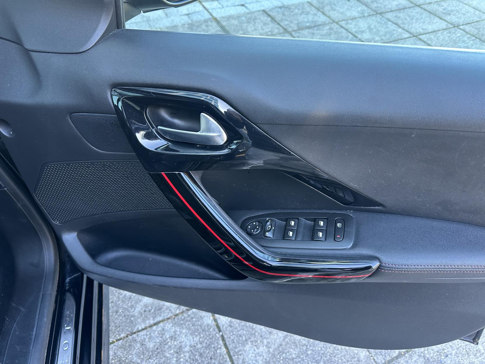 Peugeot 208 1.2 PureTech GPF GT Line Hatchback 5dr Petrol EAT Euro 6 (s/s) (110 ps)