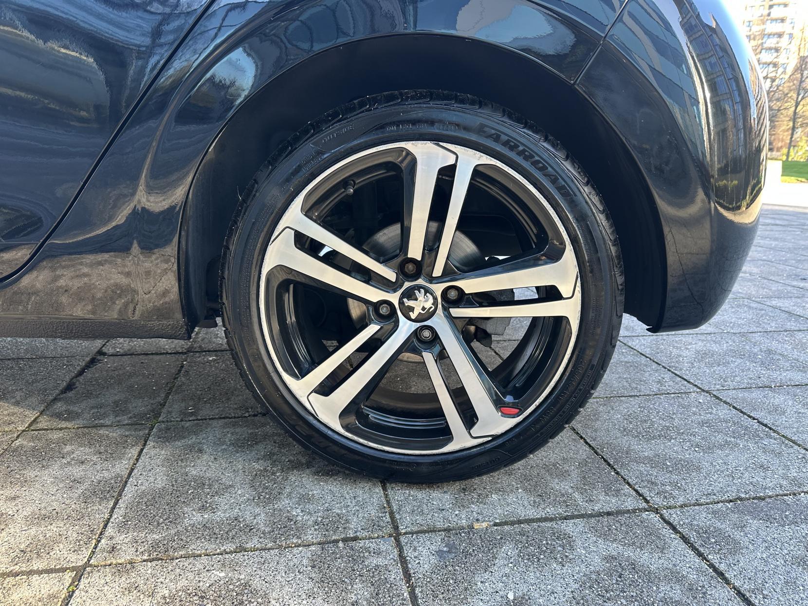 Peugeot 208 1.2 PureTech GPF GT Line Hatchback 5dr Petrol EAT Euro 6 (s/s) (110 ps)