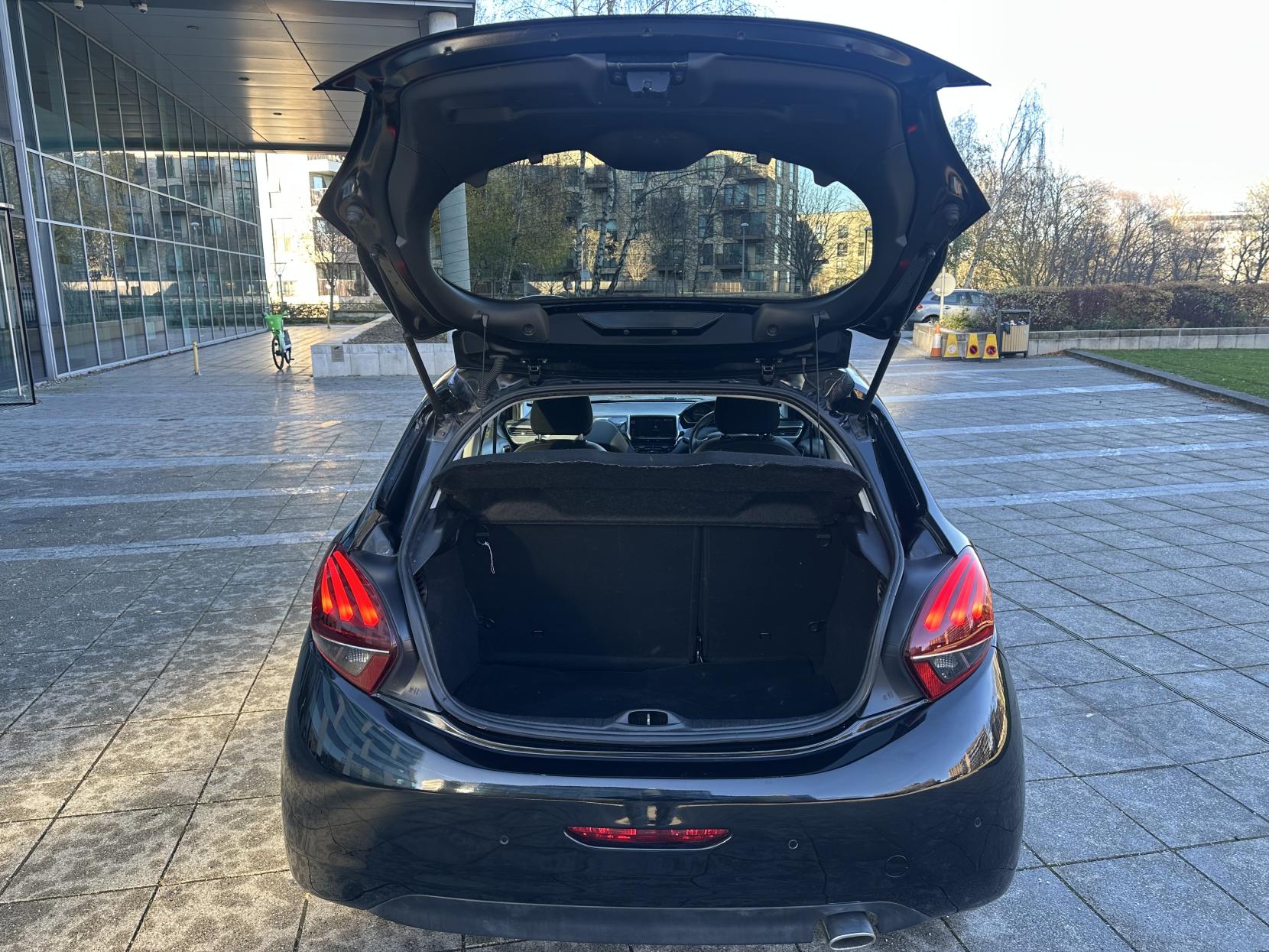 Peugeot 208 1.2 PureTech GPF GT Line Hatchback 5dr Petrol EAT Euro 6 (s/s) (110 ps)