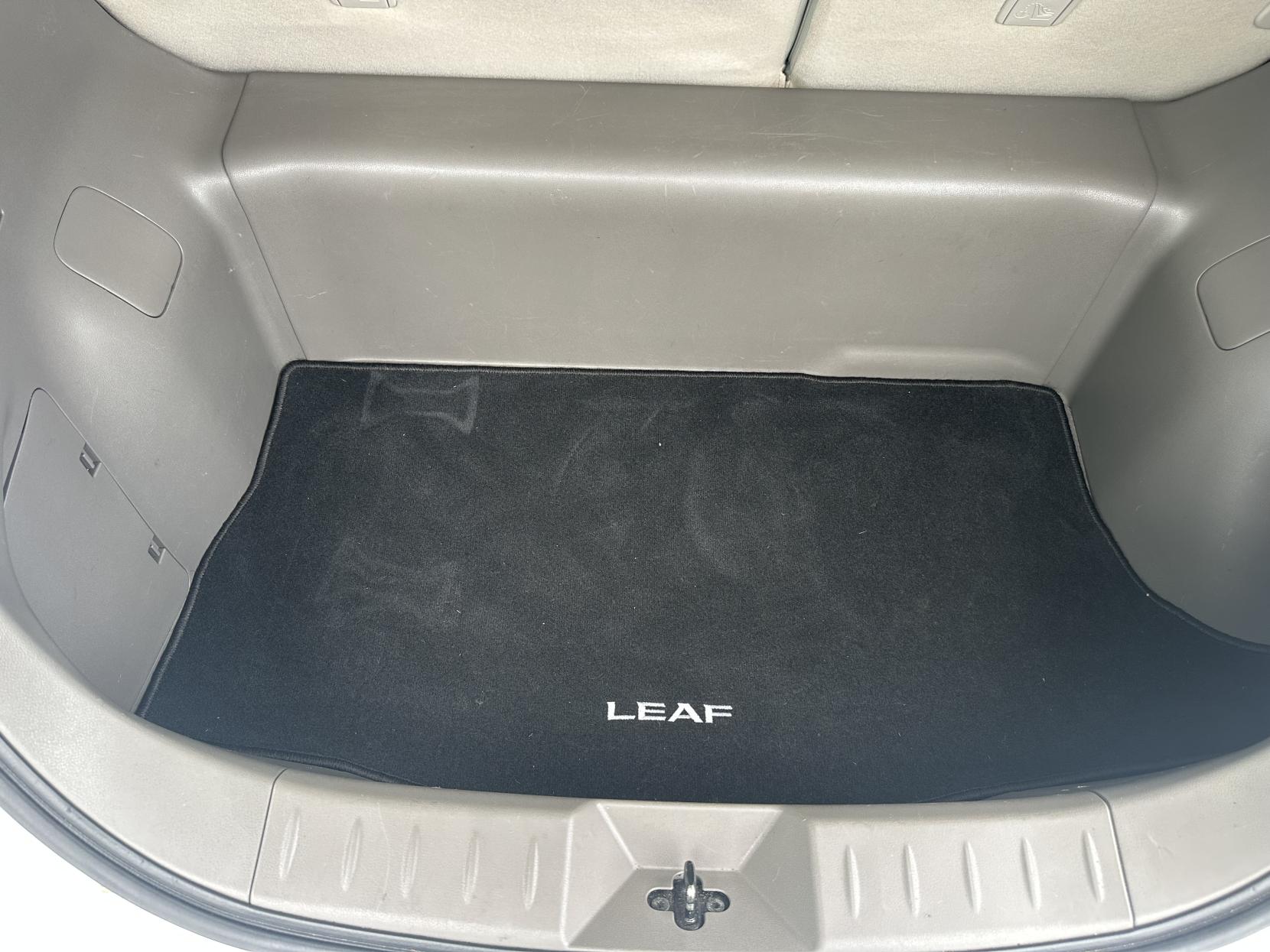 Nissan Leaf 24kWh Hatchback 5dr Electric Auto (107 bhp)