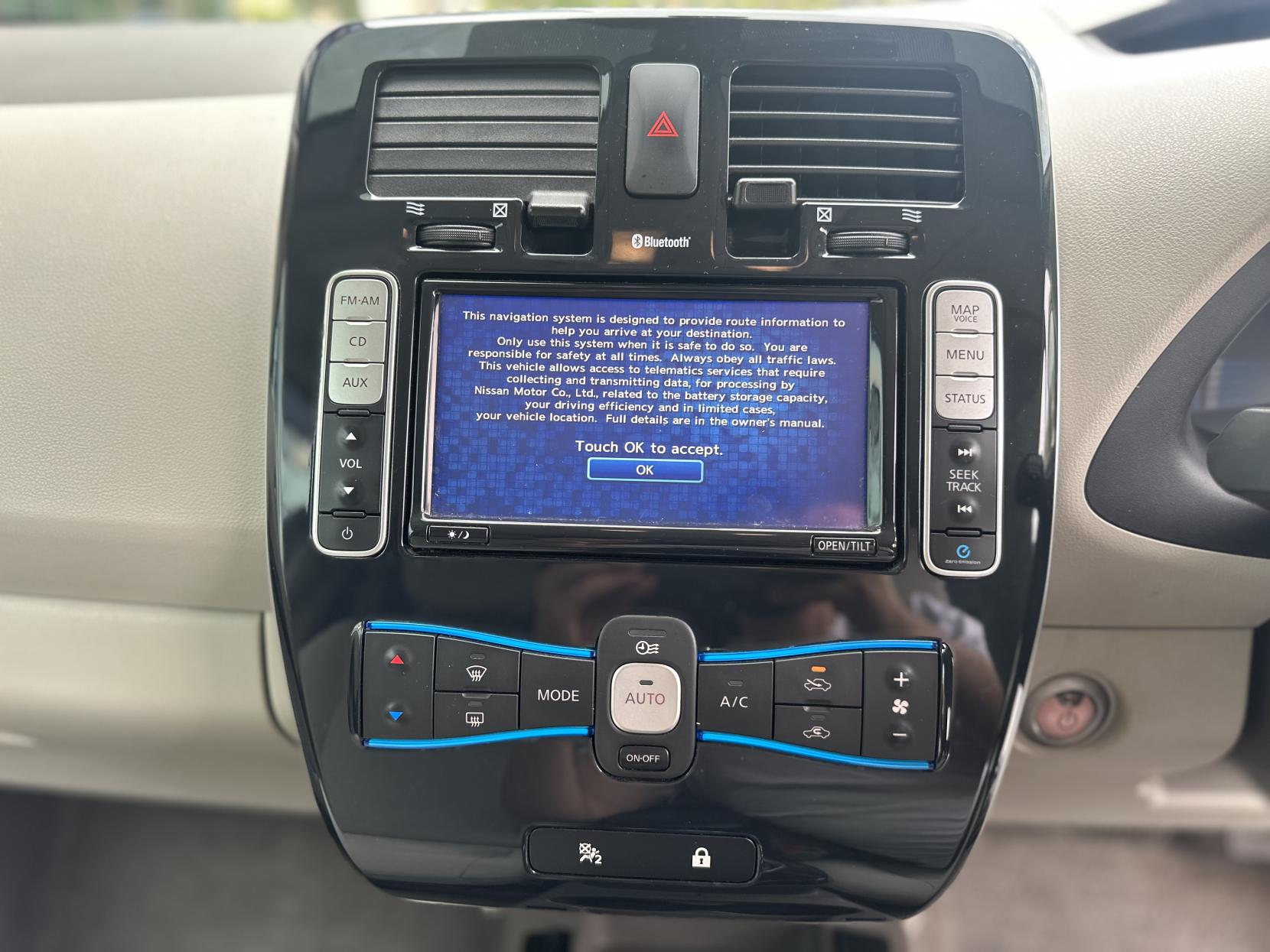 Nissan Leaf 24kWh Hatchback 5dr Electric Auto (107 bhp)
