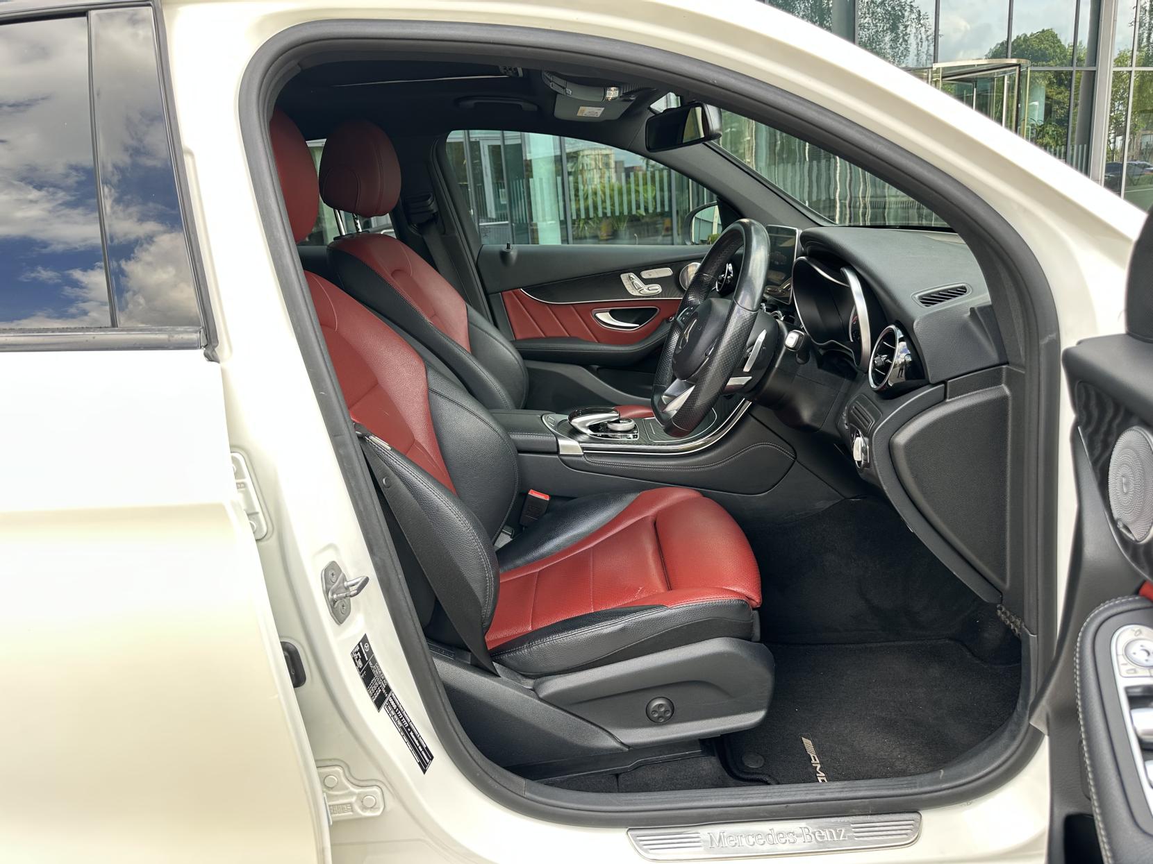 Mercedes-Benz GLC 3.0 GLC350d V6 AMG Line (Premium Plus) Coupe 5dr Diesel G-Tronic 4MATIC Euro 6 (s/s) (258 ps)