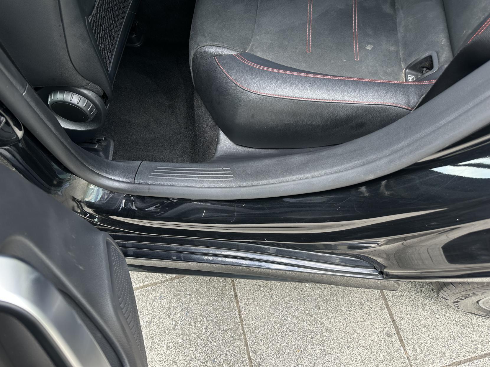 Mercedes-Benz A Class 1.3 A250e 15.6kWh AMG Line Saloon 4dr Petrol Plug-in Hybrid 8G-DCT Euro 6 (s/s) (218 ps)