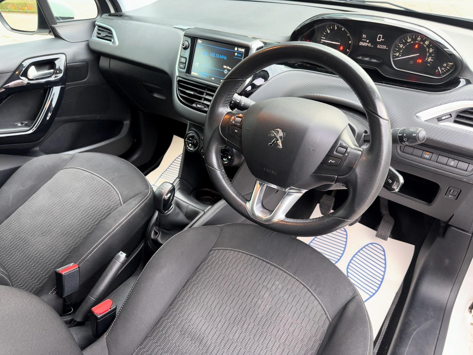 Peugeot 208 1.2 PureTech Active Hatchback 5dr Petrol Manual Euro 6 (82 ps)