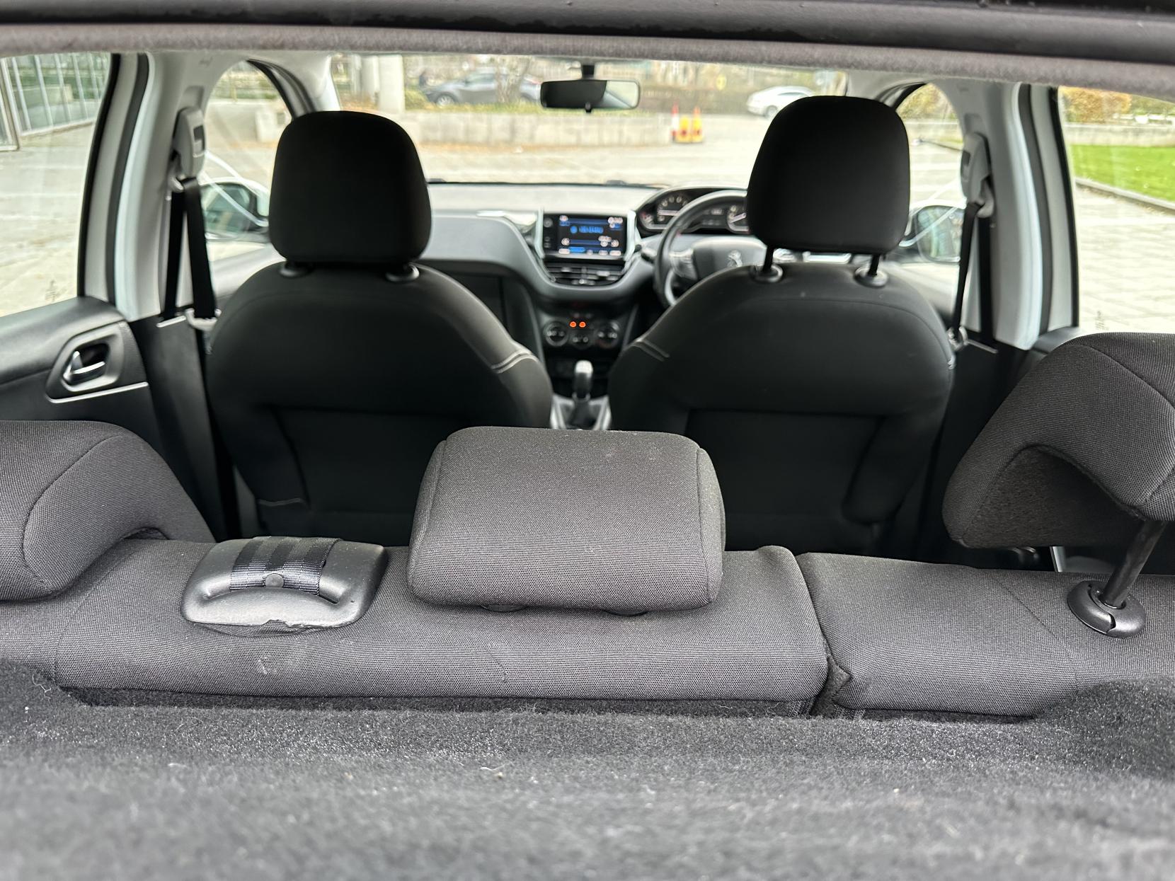 Peugeot 208 1.2 PureTech Active Hatchback 5dr Petrol Manual Euro 6 (82 ps)