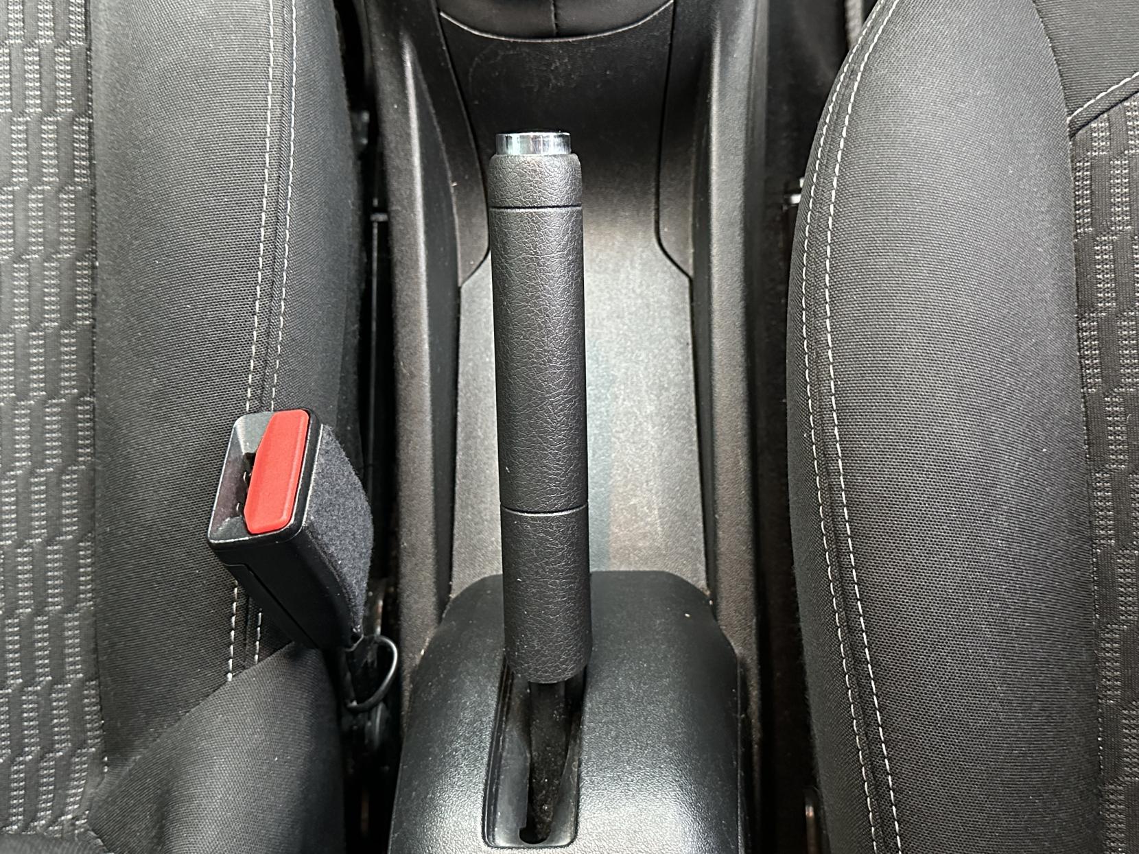 Peugeot 208 1.2 PureTech Active Hatchback 5dr Petrol Manual Euro 6 (82 ps)