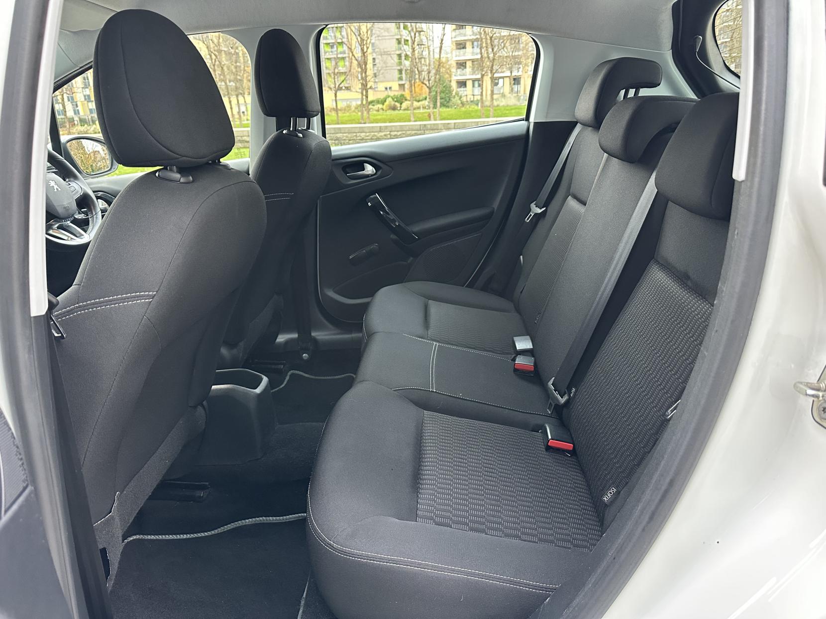 Peugeot 208 1.2 PureTech Active Hatchback 5dr Petrol Manual Euro 6 (82 ps)