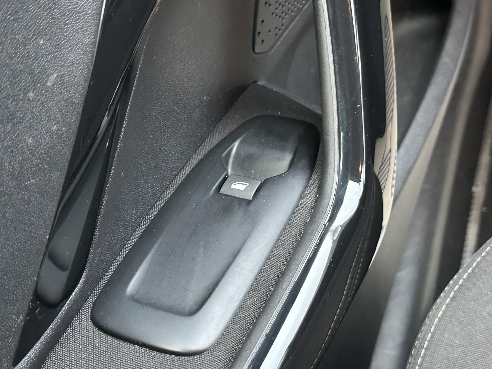 Peugeot 208 1.2 PureTech Active Hatchback 5dr Petrol Manual Euro 6 (82 ps)