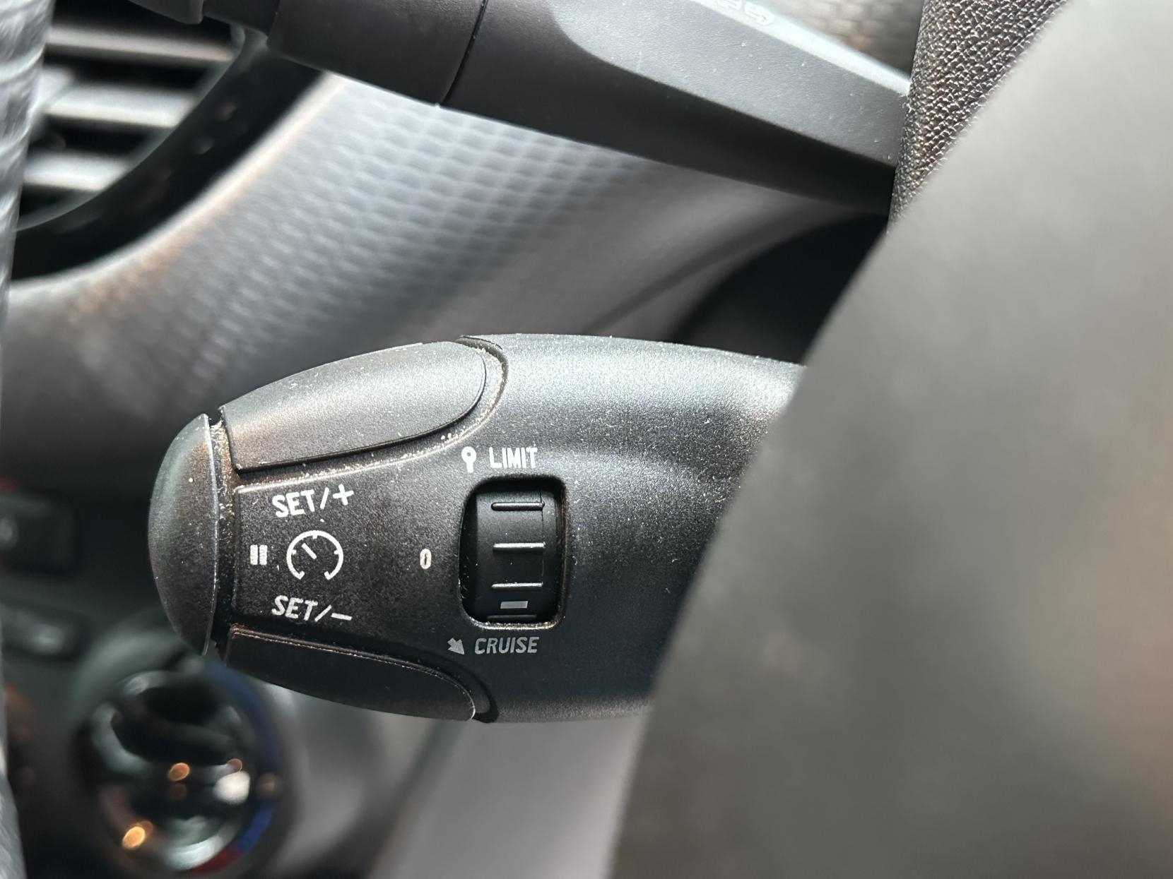 Peugeot 208 1.2 PureTech Active Hatchback 5dr Petrol Manual Euro 6 (82 ps)