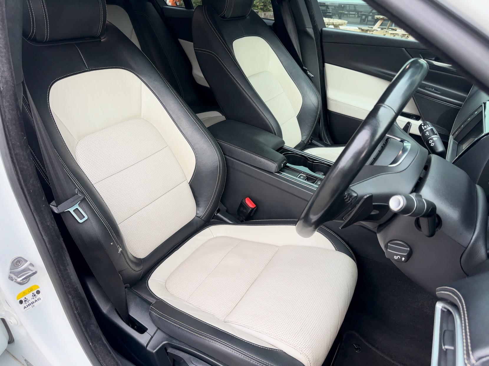 Jaguar XE 2.0d R-Sport Saloon 4dr Diesel Auto Euro 6 (s/s) (180 ps)