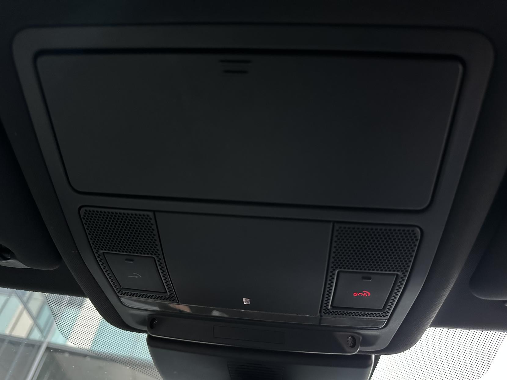 Jaguar XE 2.0d R-Sport Saloon 4dr Diesel Auto Euro 6 (s/s) (180 ps)