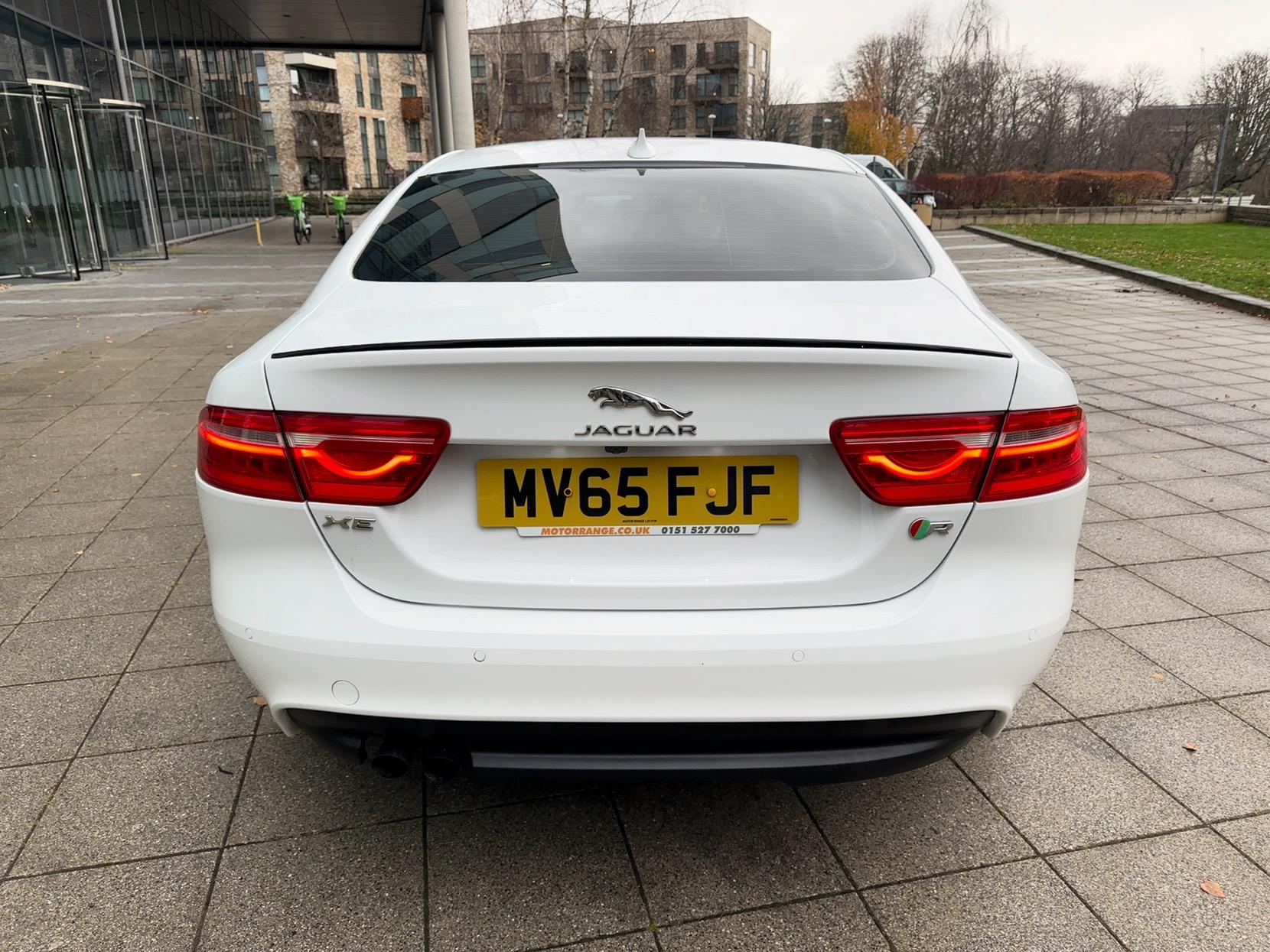 Jaguar XE 2.0d R-Sport Saloon 4dr Diesel Auto Euro 6 (s/s) (180 ps)