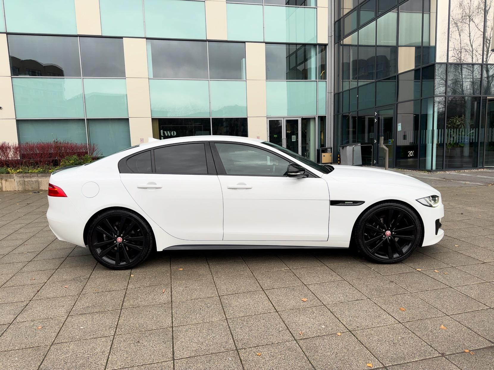 Jaguar XE 2.0d R-Sport Saloon 4dr Diesel Auto Euro 6 (s/s) (180 ps)
