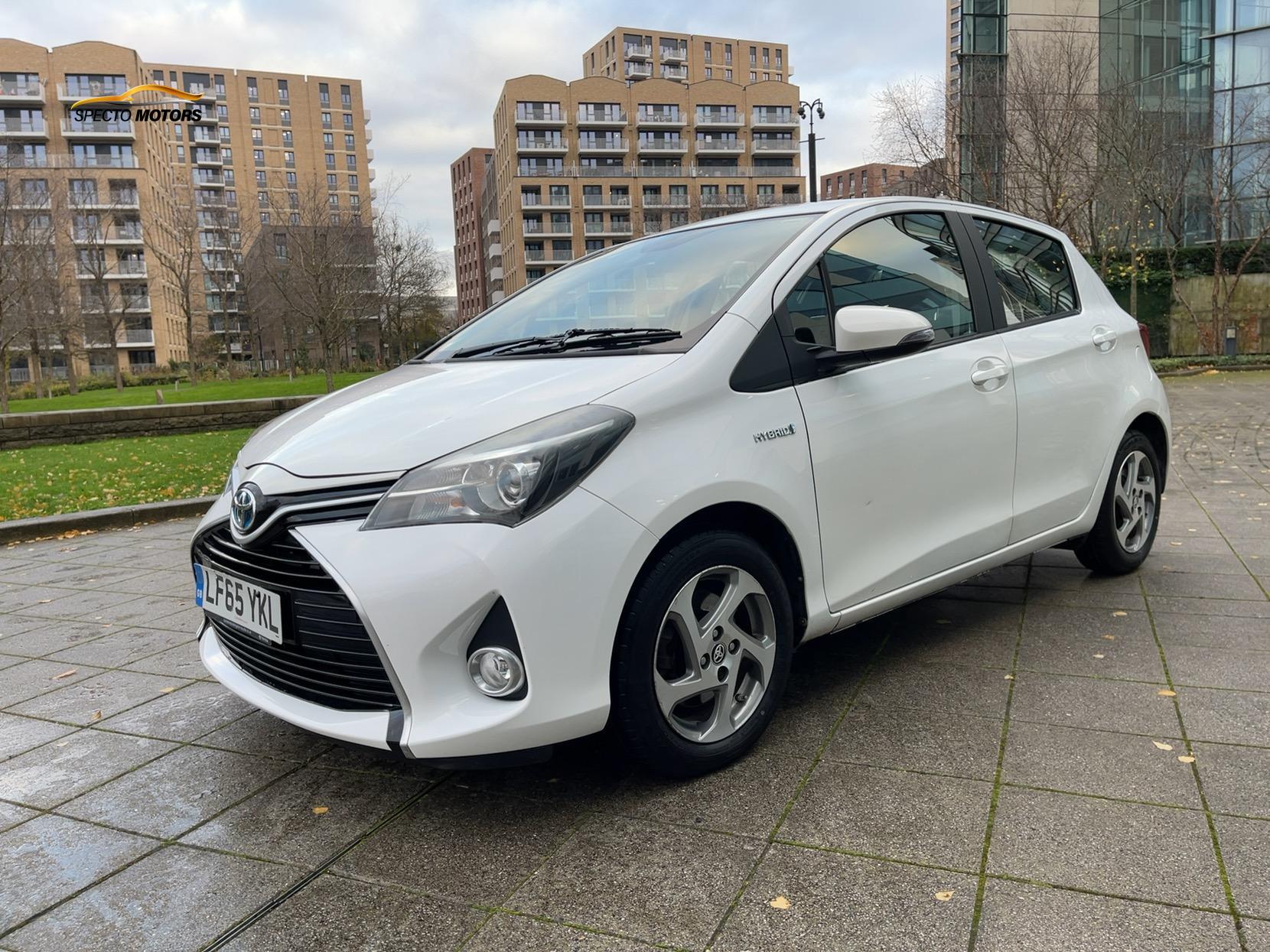 Toyota Yaris 1.5 VVT-h Icon Hatchback 5dr Petrol Hybrid E-CVT Euro 6 (101 ps)